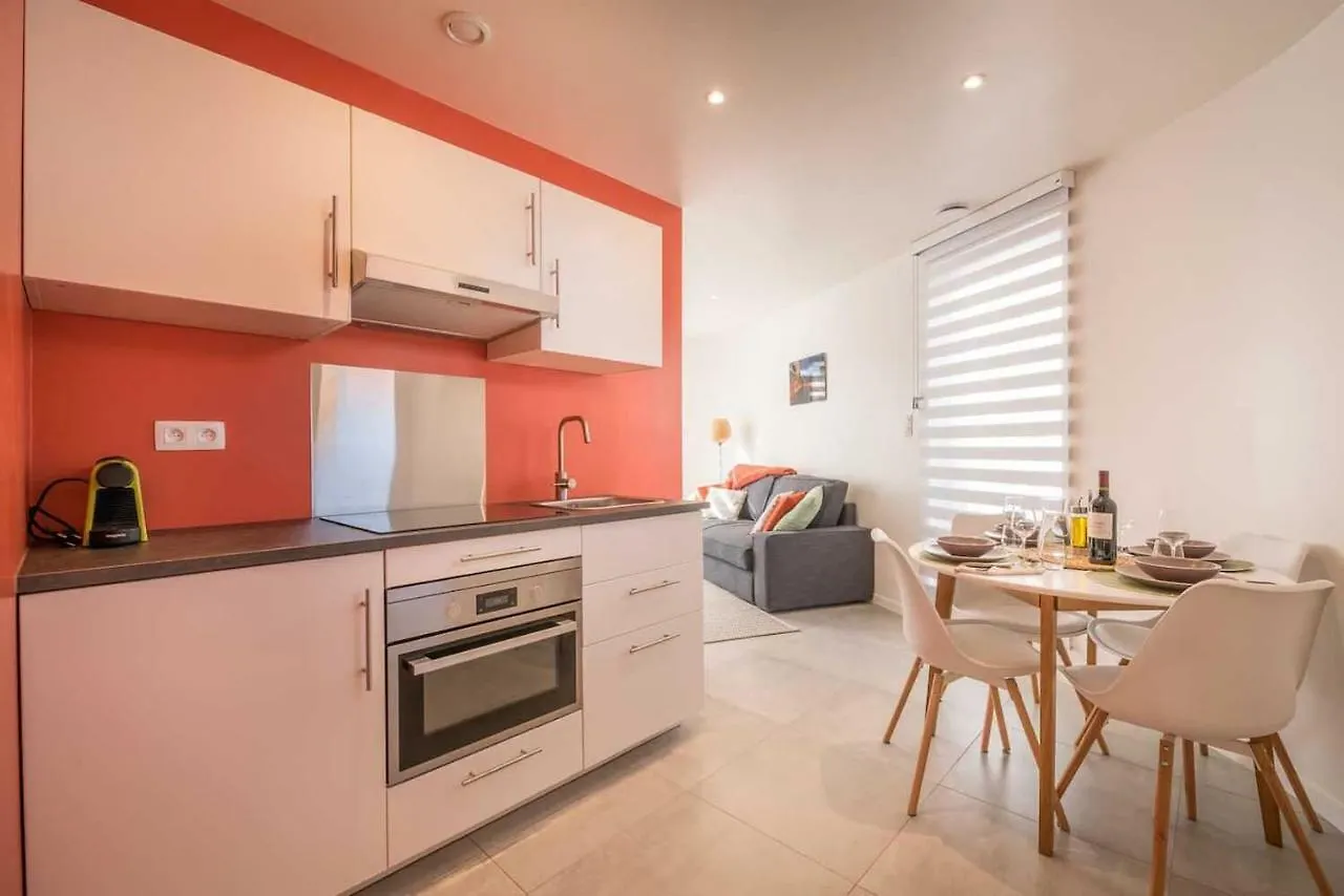 Studio Brussels - Central Zaventem Belgium